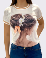 MENINA COM LAÇOS - T-SHIRT PREMIUM